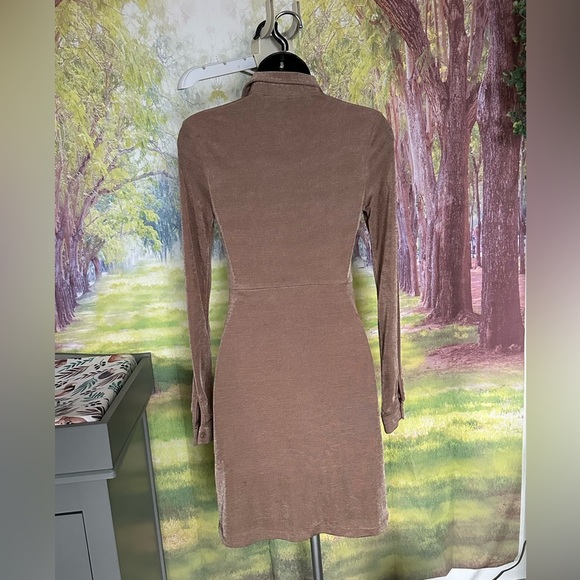 Bardot The Gathered Slinky Dress In Stone Size Small - Picture 3 of 9